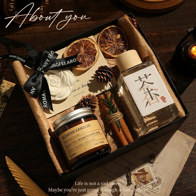 Luxury Custom Private Label Christmas Home Fragrance Scented Candles and Reed Diffuser Gift Set