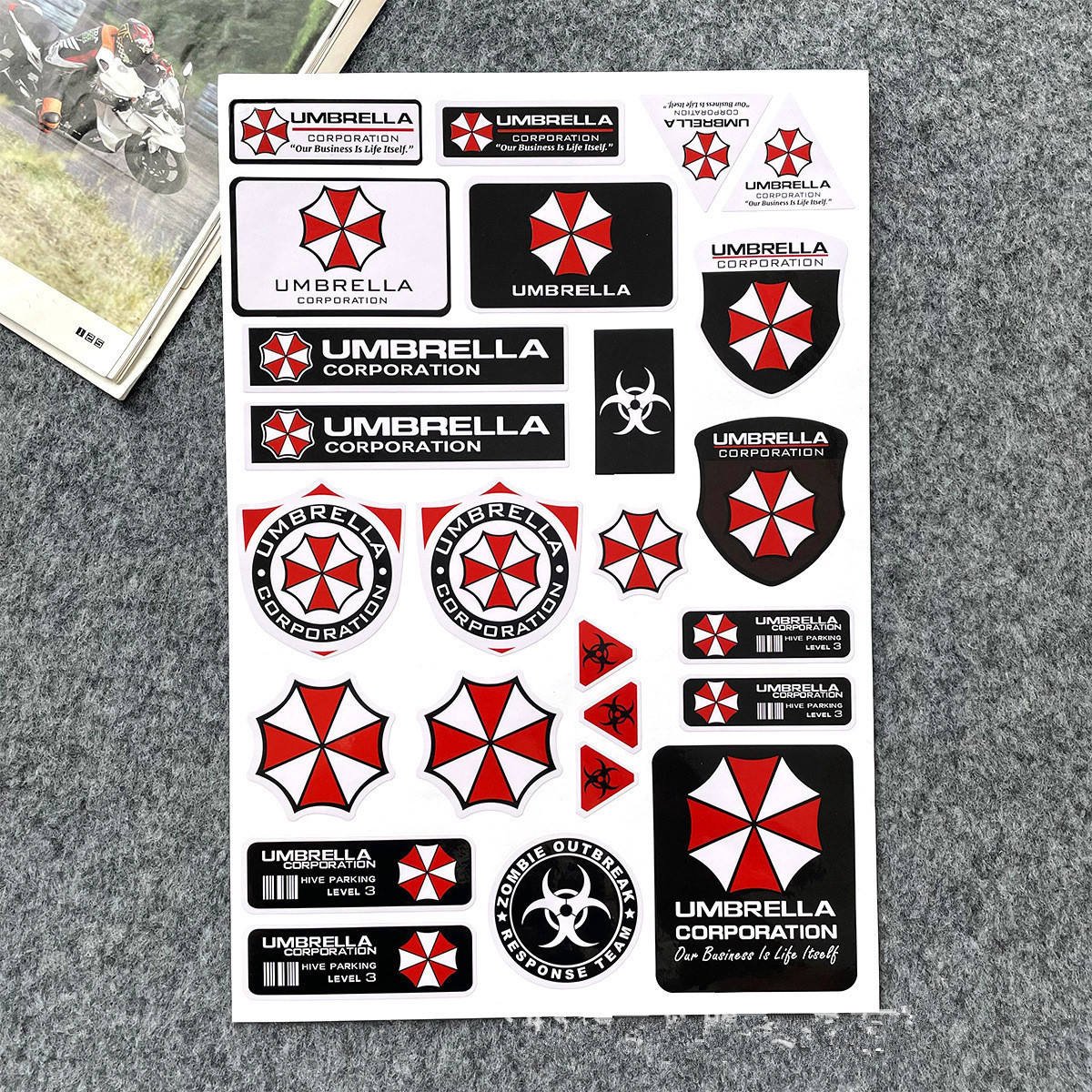 Waterproof Kids Motorcycle Graffiti Stickers Classic Cool Helmet Decals PVC Reusable Tank Side Stripes Fun Car Toy Decor Digital