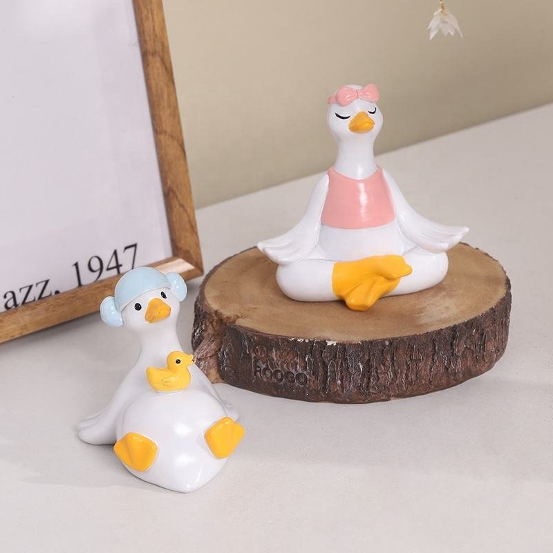 ROOGO Hot Sale New Artificial Home Decoration Accessories 3D Miniature Swan Resin Charm Kawaii Home Decor