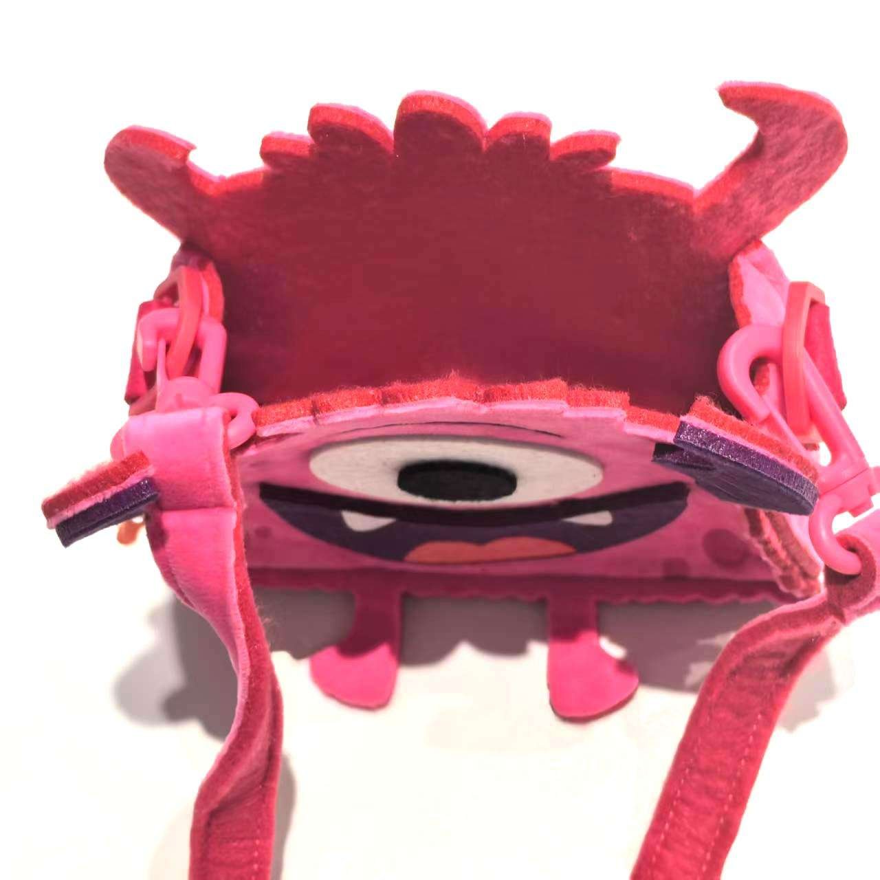 Low MOQ Customized Festival Promotion Cartoon Toy Gift Cute Felt Cloth Boy Girl Children's Shoulder Bag 3D Printed Fashion OEM