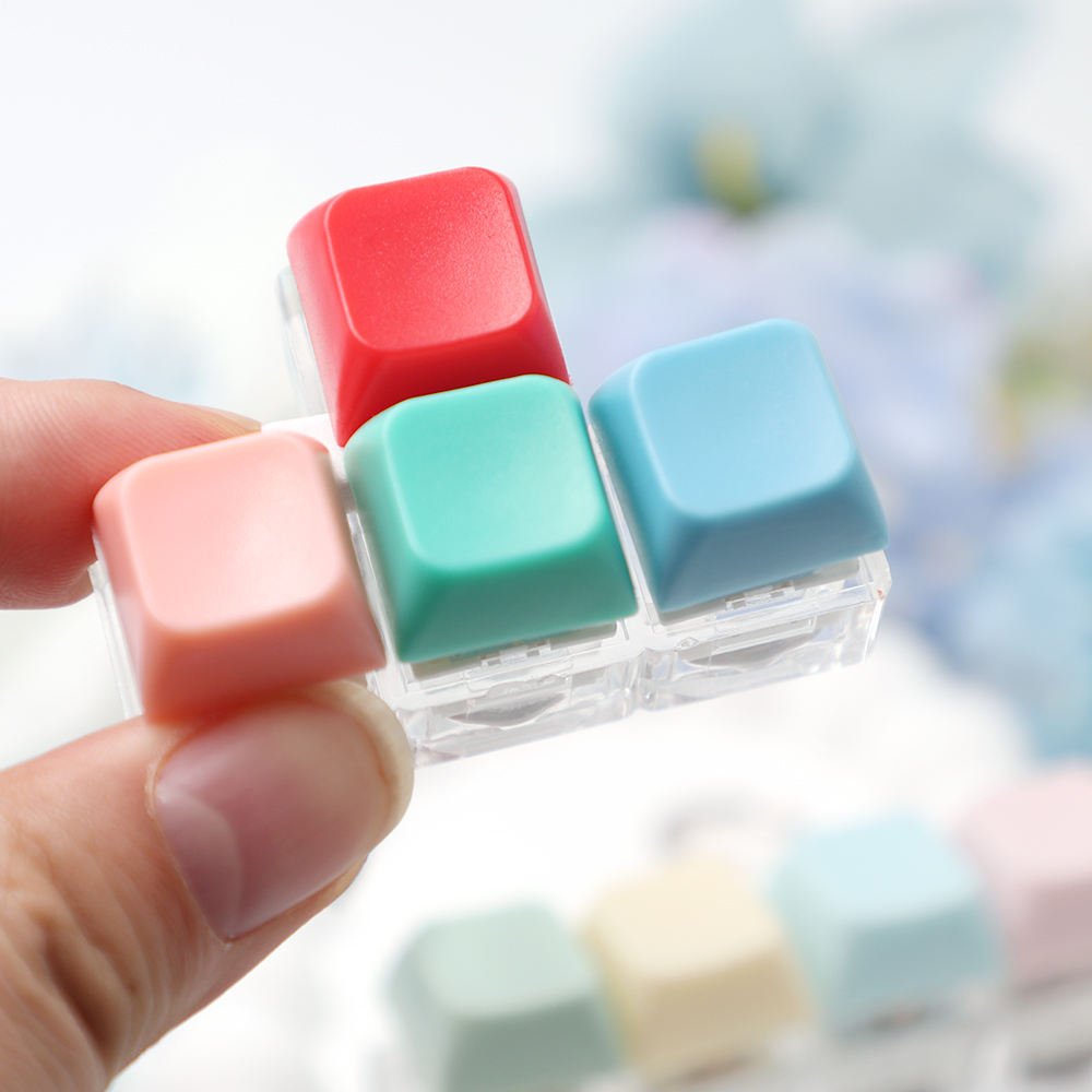 Promotional Custom Logo Plastic LED Fidget Toy Keyboard Keycap Cube Keychain Stress Relief Lightweight