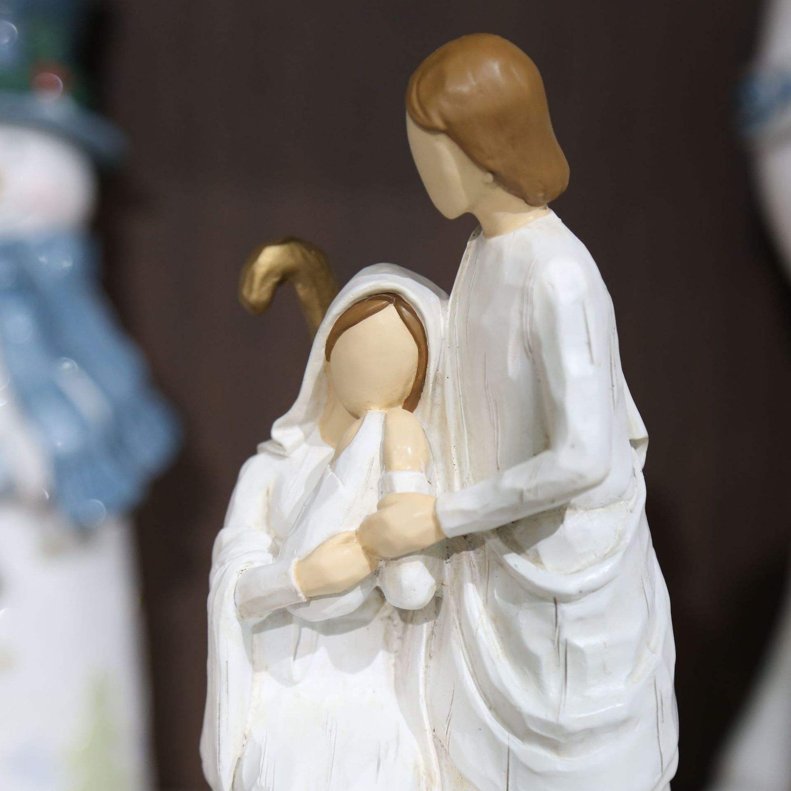 European Creative Home Religious Souvenir Gifts Resin Craft Effect Family Figure Tabletop Decoration