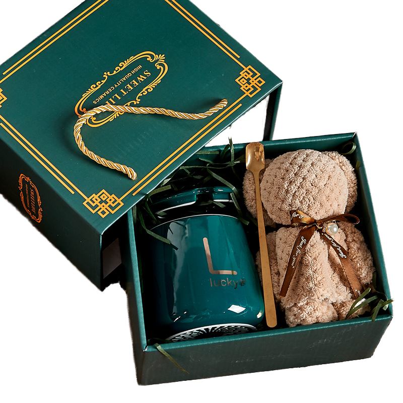 Customized Eco-friendly Luxury Mug Towel Set Unique Birthday Christmas Wedding Thanksgiving Promotion Favor Gift Box New Year