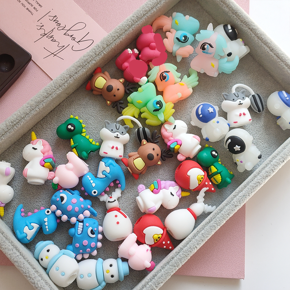 L Custom Kids Styling Superhero Cartoon Ballpoint Pen Toppers Plastic Pencil Caps Promotional Gift Jewelry Making Toys