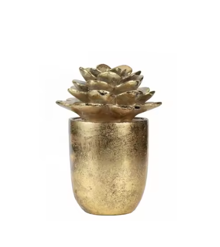 Trendy Modern Metal Crafts Handmade Table Top Centerpiece Sculpture Perfectly Designed Tableware Sculptures Hot Selling