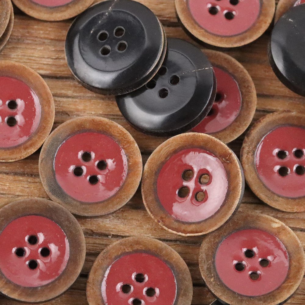 Superior Quality 4-Hole Cow Horn Resin Sewing Buttons Customizable Flatback Standard Plating Best Polyfoam Crafts for Sewing