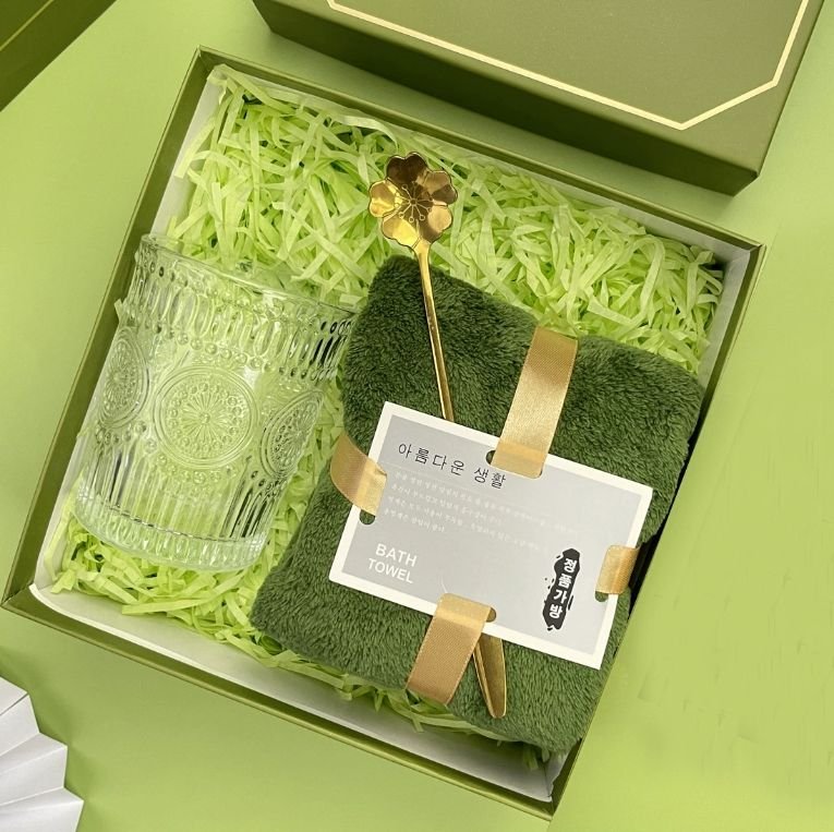 2026 Hot Selling High-end Souvenir Cups Gift Sets Various Style Sets Customized Gift Sets for Birthday Festival Gift