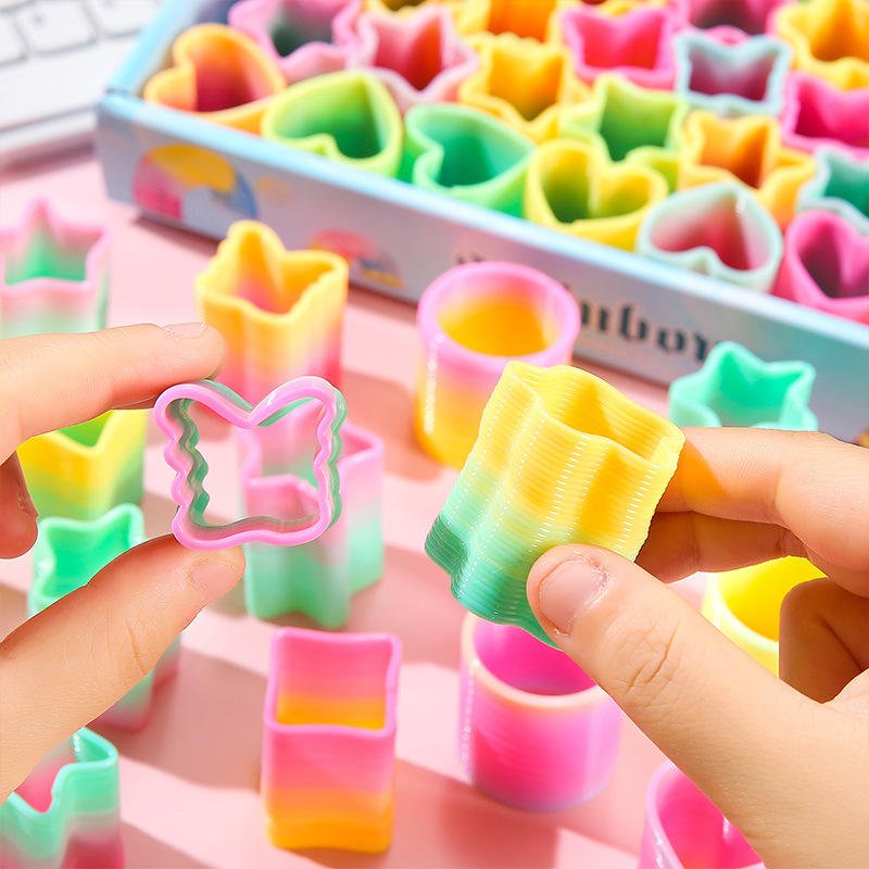 Rainbow Circles Small Colorful Heart Flower Pentagram Shaped Coil Classic Plastic Stretch Spring Promotional Gift for Kids Boys