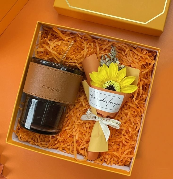 2026 Hot Selling High-end Souvenir Cups Gift Sets Various Style Sets Customized Gift Sets for Birthday Festival Gift