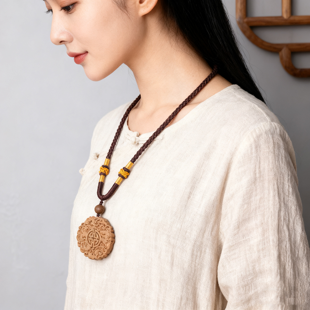 Handmade Natural Plant Aromatherapy Wooden Scented Hanging Decor Custom Xiangyun Brand Diverse Other Crafts Collection