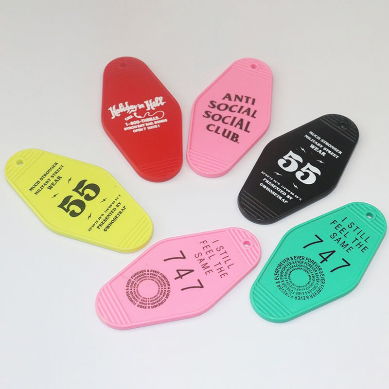 Wholesale Custom High Quality Acrylic Plastic Key Chain Make Your Design Logo Motel Hotel Keychain Blank with Promotion Gift